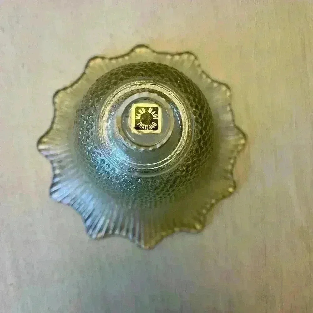 Solid Brass Floral Lotus Candleholder - Picture 4 of 6